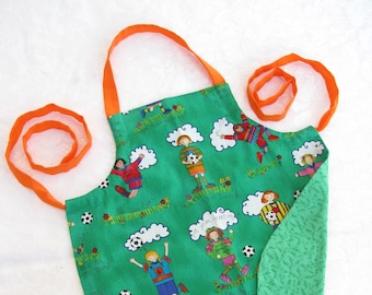 TODDLER-SIZE Green Soccer Girls Reversible Child's Apron