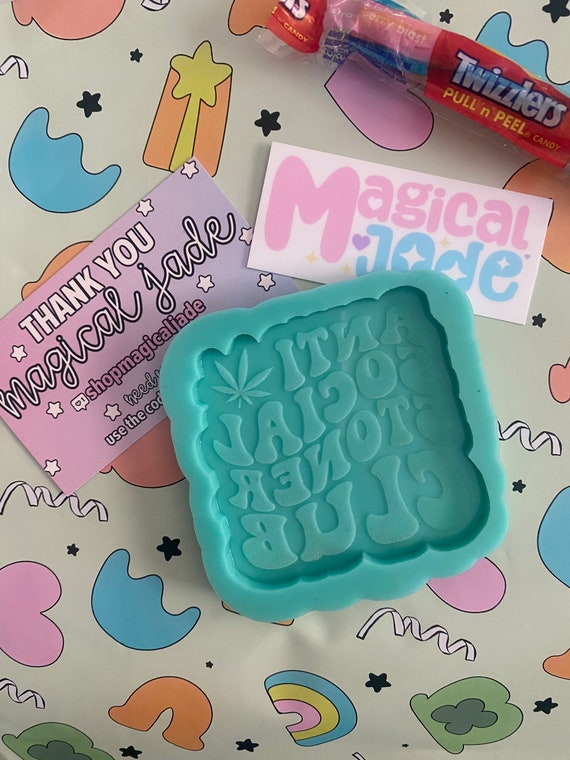 Stoner Club Silicone Mold, Epoxy Resin Molds, Resin Keychain Molds, 420  Silicone Molds, Resin Weed Keychains, Trendy Quote Keychain Mold -   Israel