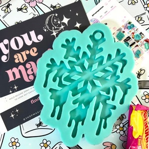 Melted Snowflake Silicone Mold: Christmas Ornament Epoxy Resin Art Molds