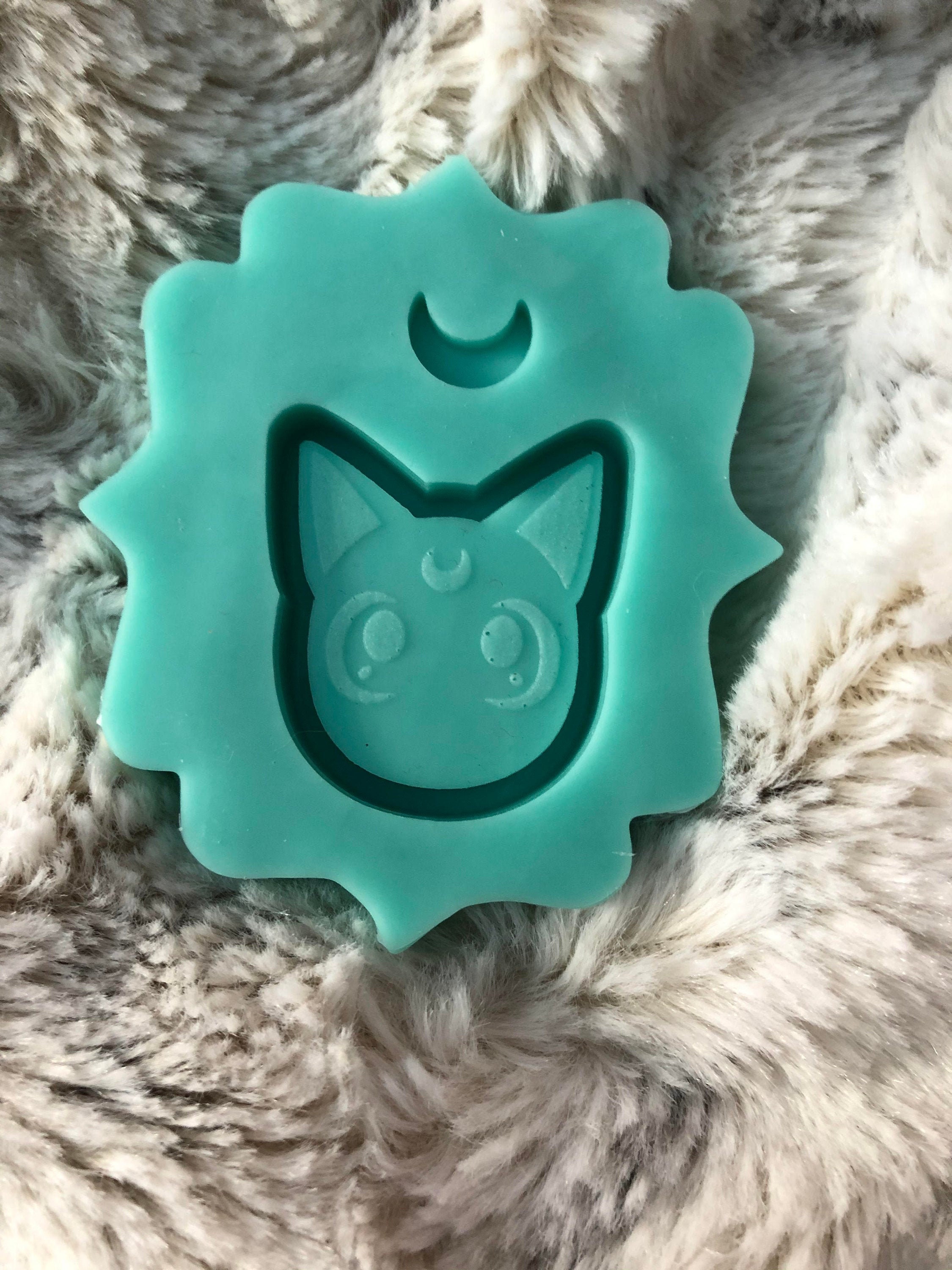 Phone Holder Silicone Mold, Shiny Mold, Silicone Molds for Epoxy Crafts,  Resin Craft Molds, Epoxy Resin Jewelry Making Supplies 