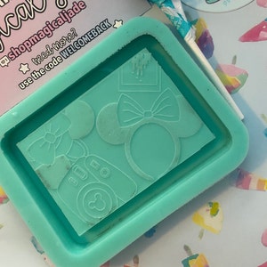 Mouse Ear Park Resin Mold, Silicone Molds for Epoxy Resin, Epoxy Resin Shaker Molds, Resin Shaker Keychain Badge Reel, Cute Resin Molds