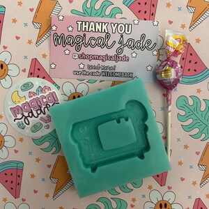 Spooky TV Shaker Silicone Mold for Epoxy Resin: Halloween Resin Keychain, Badge Reel