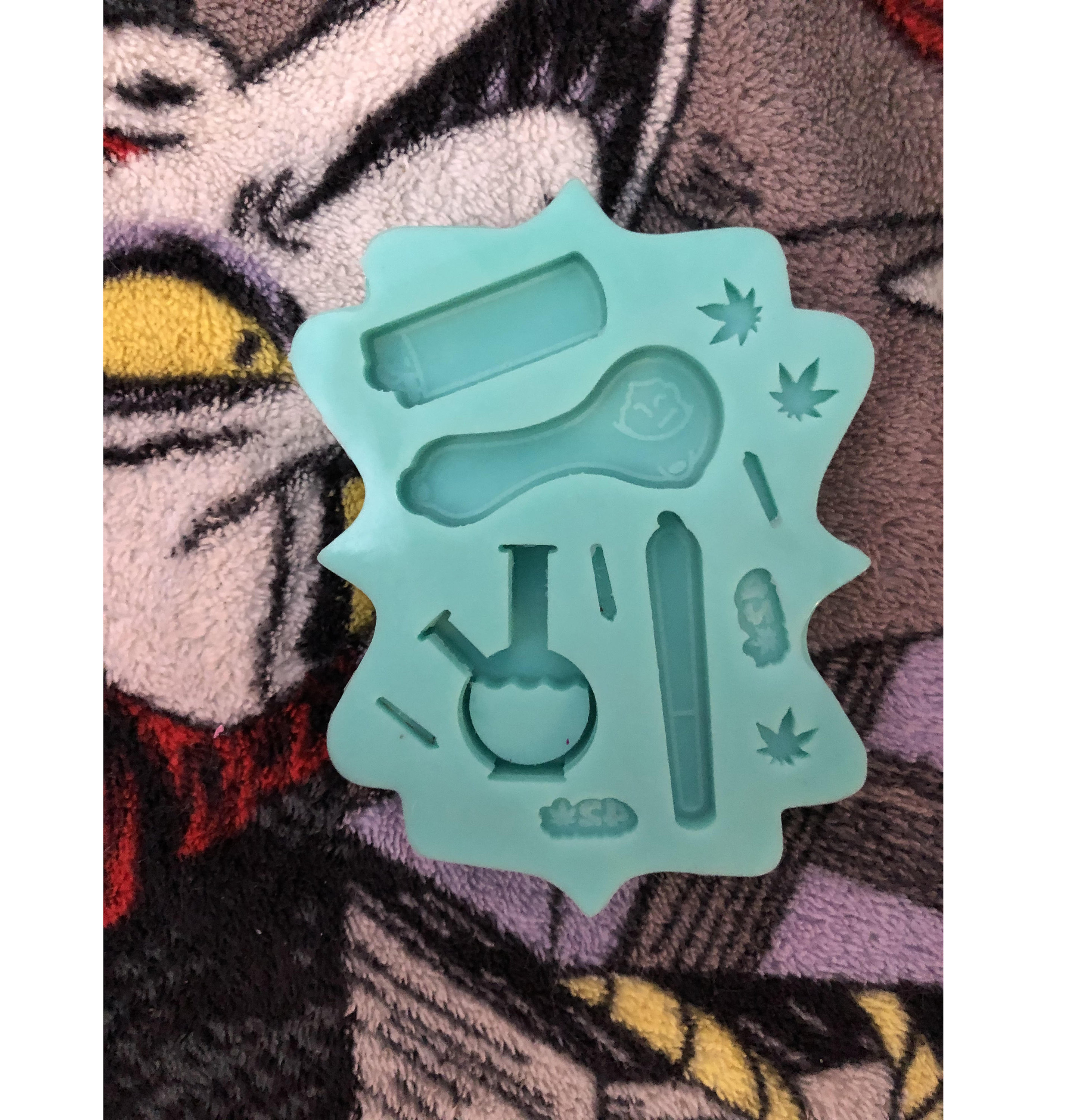 Stoner Palette Silicone Mold, Keychain & Charm Resin Molds - Etsy display picture 1