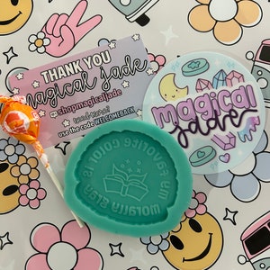 Favorite Color Morally Gray Resin Mold, Silicone Mold for Epoxy Resin, Resin Keychain Molds, Book Resin Molds, Reader Keychain Resin