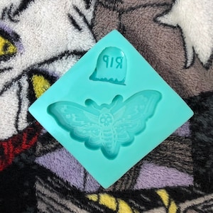 Moth Resin Mold, Silicone Molds for Epoxy Resin, Creepy Resin Molds, Resin Keychain Molds, Halloween Resin Molds, Death Moth Resin Mold