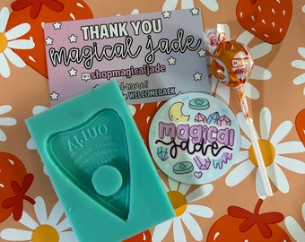 Ouija Planchette Resin Mold, Silicone Mold for Epoxy Resin, Keychain Spooky Molds, Resin Halloween Molds, Resin Keychains Molds, Resin Craft