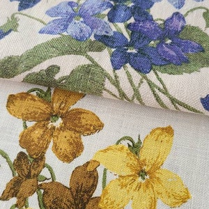 GORGEOUS Vintage Signed Luther Travis Floral Linen Kitchen Tea Towels Toppers, Yellow & Gold Flowers:  Violets