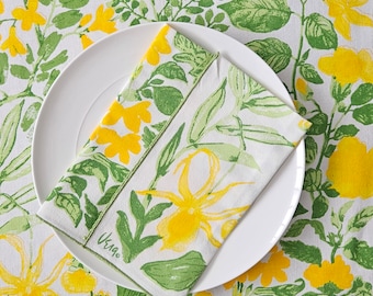 Stora 15 SUNNY YELLOW Vintage signerade Vera Neumann bomullsservetter, säljs separat i set om 6, 4 och 3. Vit bakgrund med gula orkidéer