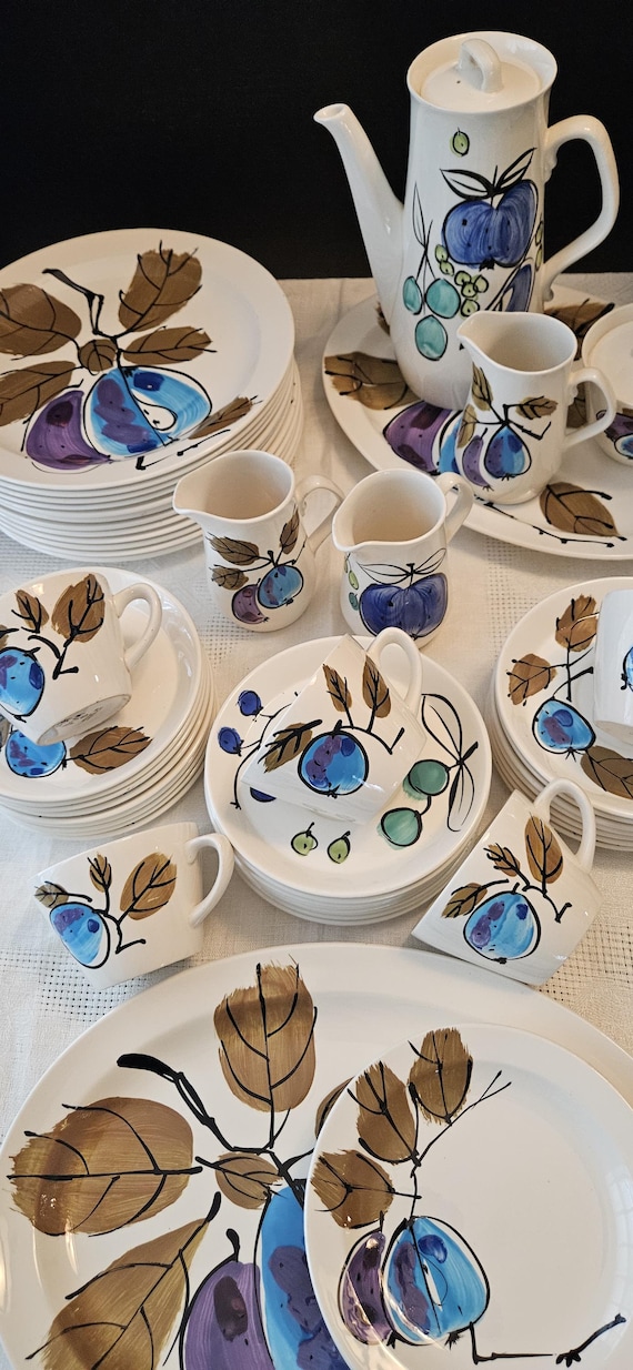 VERA X Island Worcester. Island Gladness: Forbidden Fruit, and