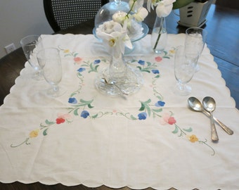 Vintage Canadian Quality Cotton Embroidered Tablecloth with Floral Appliques