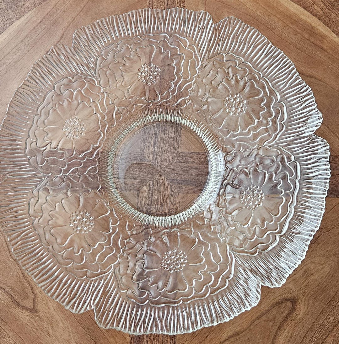 Unique Vintage MCM 12-inch Large and Heavy Round Etched Pressed Clear ...