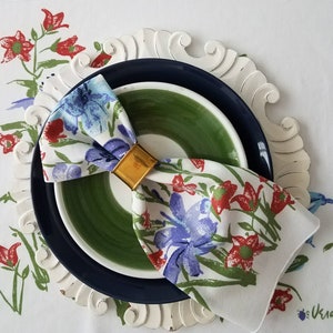 Beautiful Vintage Signed Vera Neumann Cotton Rectangular 51" x 62" Tablecloth; Set 4 & 6 Matching Napkins, White, Rust, Purple Blue Floral