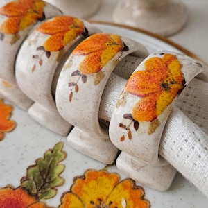 Bohemian Floral.  Set of 4 Vintage MIKASA FLOWER FEST Stoneware Napkin Rings.  Speckled Cream and Orange.  Free Extra.