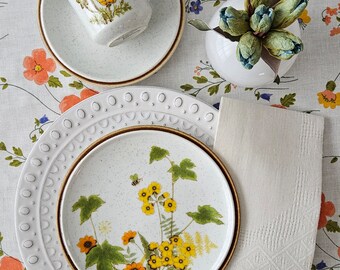 JUST FLOWERS, Vintage Vera Neumann Cotton 59" x 81" Oval Floral Tablecloth, White Background, Lovely Small Peach, Lilac & Yellow Flowers