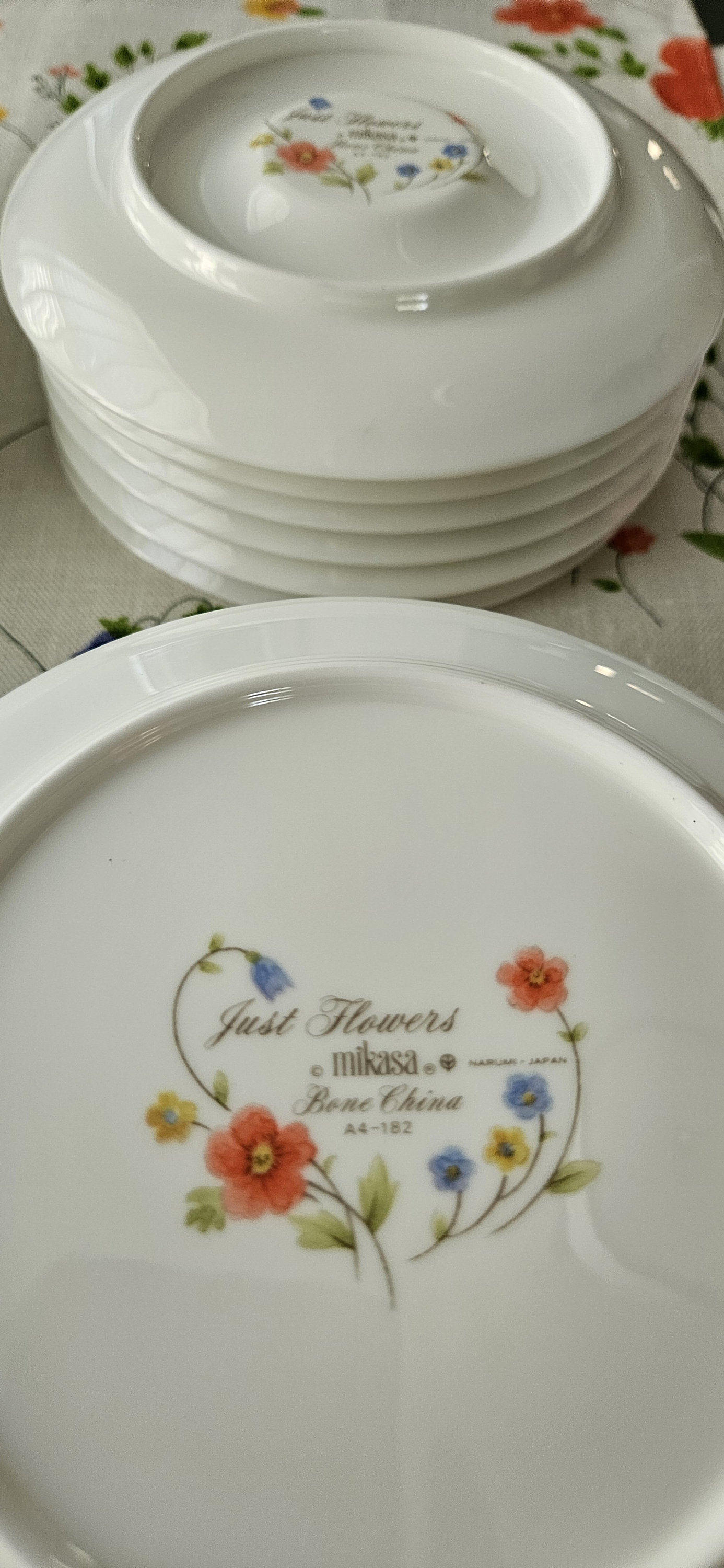 ボーンチャイナ「Just Flowers」ナルミ JUST FLOWERS, Vera Neumann for MIKASA Narumi Bone China