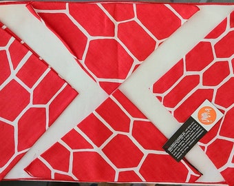 RARE NEW Vintage Set 8 Vera Neumann Red and White Linen Placemats & Cotton Napkins:  BEEHIVES