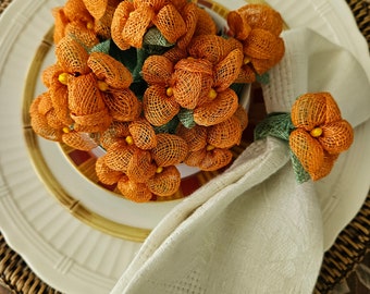 Bienvenue au PRINTEMPS ! Lots polyvalents de 12, 8 ou 4 ronds de serviette naturels à fleurs orange SINAMAY bio, de l'extérieur à l'intérieur