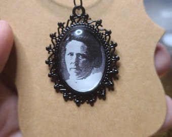 Hell's Belle - Etsy