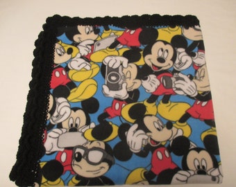 Micky Maus Fleece Decke: Handgehäkelte Borte, Baby Kleinkind Größe