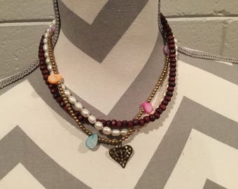 Pearl and beads layered necklace
