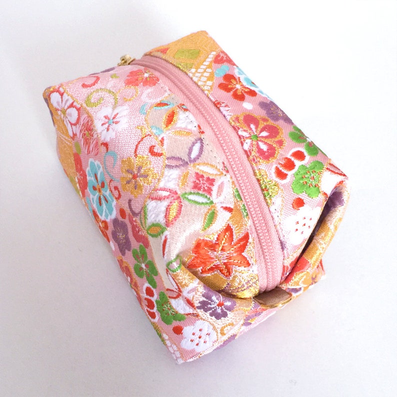 Brocade Medium Pouch with Japanese Traditional Pattern Kimono