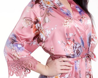 Clearance - DUSTY ROSE - PLUS Size - Lace Bridal Robe / Bridesmaid Robes / Floral Robe / Bridesmaid Gift / Bridal Party Getting Ready