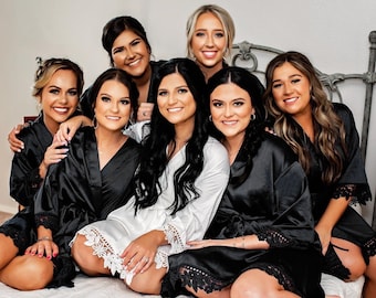 BLACK Bridesmaid Robes / Lace Robe / Bridesmaid Gift / Bridal Party Robes / Satin Robe / Wedding Favor / Bridal Robe / Satin Robe
