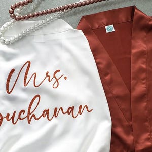 burn orange rust maple red copper Lace Bridesmaid Robe Gift Wedding Robes Silky Silk Satin Bridal Party Getting Ready Outfit Gift Favor Maid of Honor Mother of the Bride Groom Proposal Personalized Custom