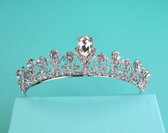 Crystal Bridal Tiara, Silver Bridal Crown, Rhinestone Tiara, Royal Wedding Headpiece, Bridal Hair Accessory, Bride Headband, TI-015