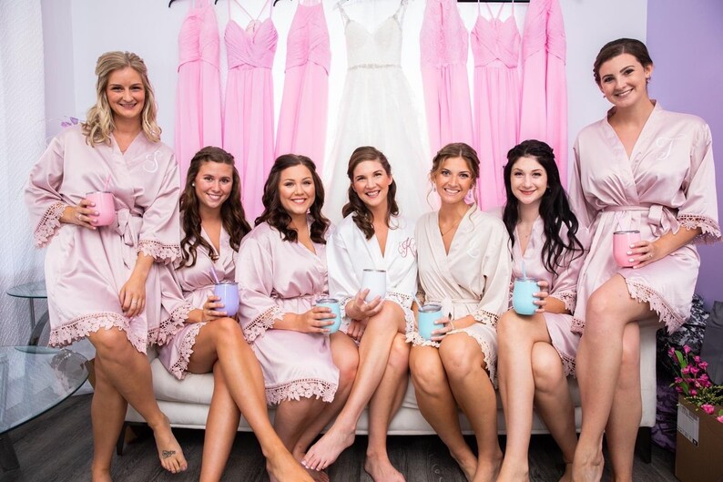 soft mauve light purple pink Lace Bridesmaid Robe Gift Wedding Robes Silky Silk Satin Bridal Party Getting Ready Outfit Gift Favor Maid of Honor Mother of the Bride Groom Proposal Personalized Custom
