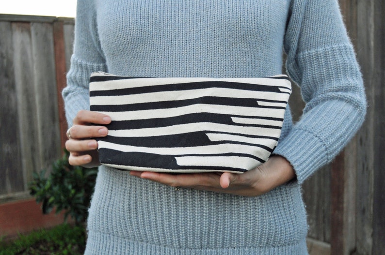 zipper bag swell medium handprinted black and white