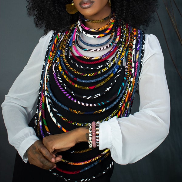 Colliers Africains | Bijoux Massaï | Collier The Legend Ankara-Kente | long collier multi-rangs en wax africain | Article de conversation à Ankara
