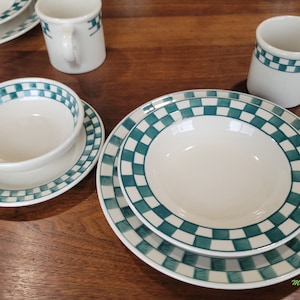 Hartstone Checkmates Pattern 2 and 3 Piece Place Setting - See Listing for Availability