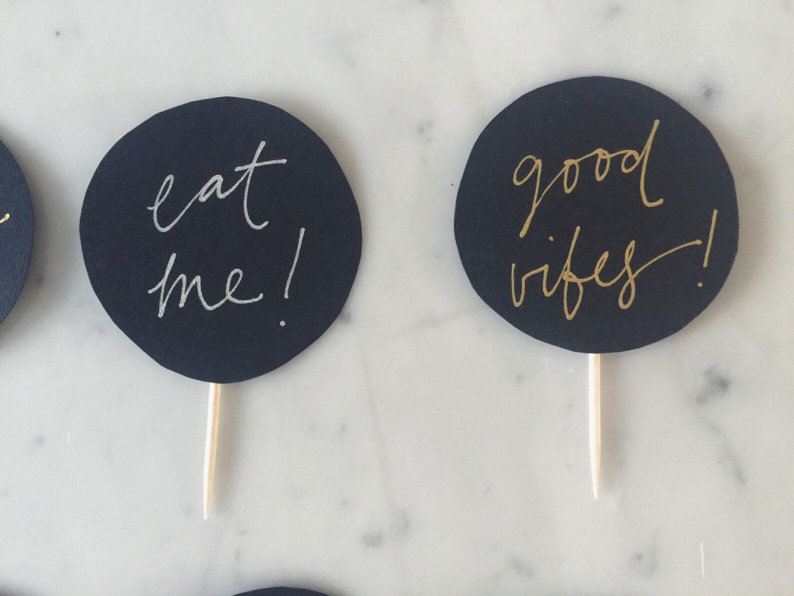 10 Cupcake Topper Set / Hand Made / Modern Calligraphy / - Etsy