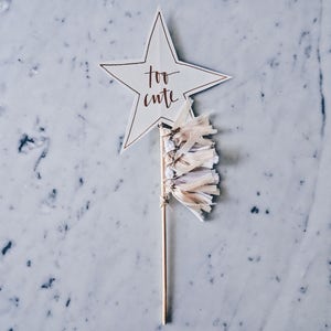 Stern Kuchen Topper / Rose Gold moderne Kalligraphie / Custom Hand beschriftet / Pfirsich weiß / Mini Quasten / Baby / handgefertigt