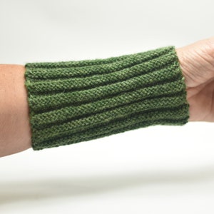 Seamless ribbed wrist warmers with possum, recycled natural fibre yarn image 8