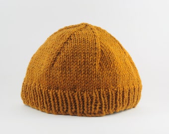 Yellow ochre skull cap in Bendigo pure wool yarn