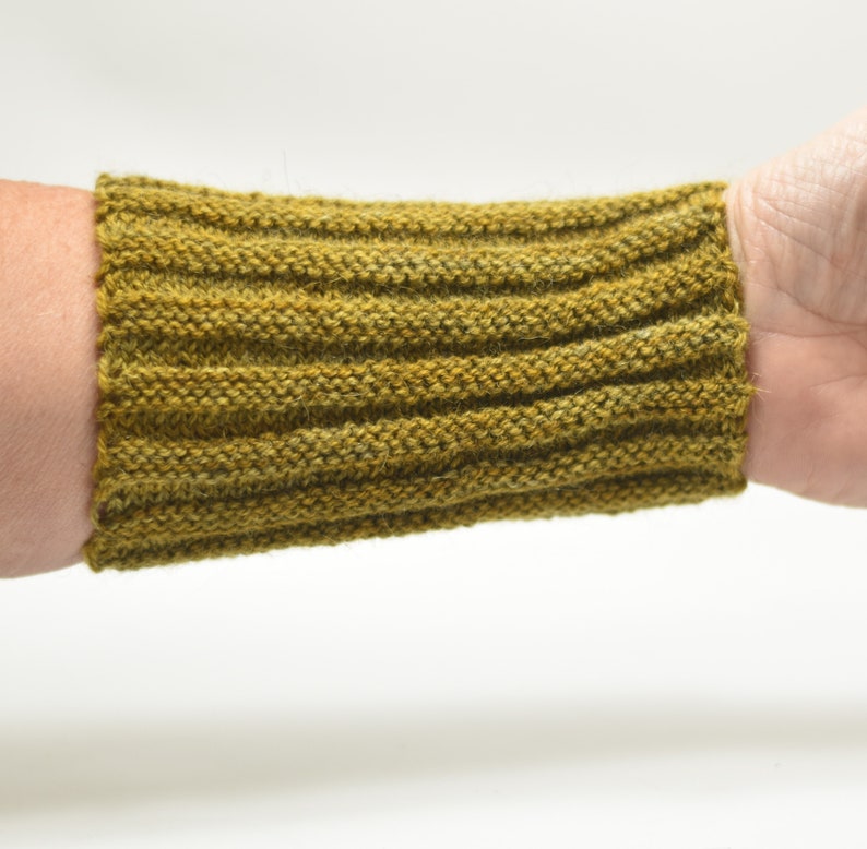 Seamless ribbed wrist warmers with possum, recycled natural fibre yarn image 7