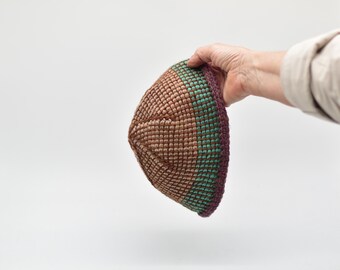 Unique handmade short beanie in vintage colours ... one of a kind