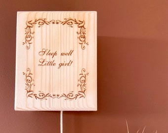 Personalized baby music box. Baby shower gift. Baby room. Lullaby.