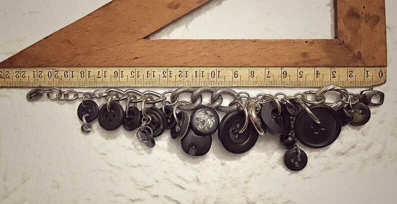 Vintage button pendant bracelets