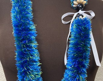 Made-to-order two color eyelash yarn lei in a variety of colors available