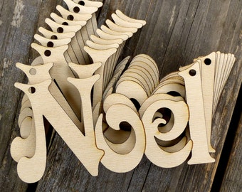 10x Wooden Noel Chain Word Victoria Font 3mm Plywood Shape Christmas Decoration