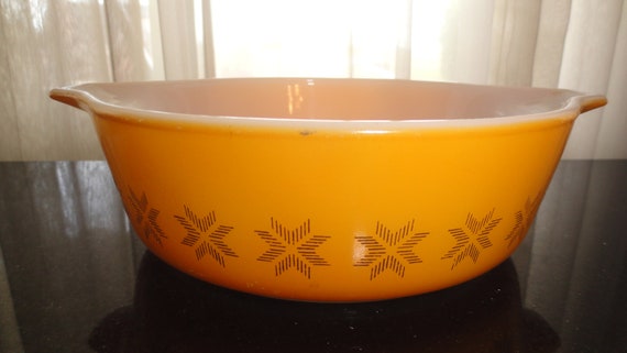 Mid Century Pyrex Orange Town and Country Brown Star 471 1 PT