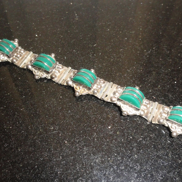 Art Deco Hector Aguilar Mexican Sterling Silver .925 EOR Green Onyx Spring Hinged Design Scroll Arched Tongue Box Slide Closure Bracelet