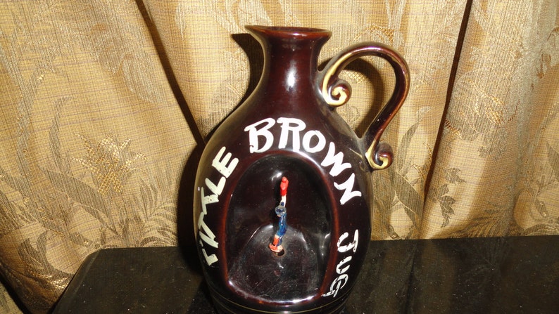 Vintage 1960/'s Retro APEX QUALITY JAPAN Little Brown Jug Windup Musical Pottery Jug Liquor Decanter