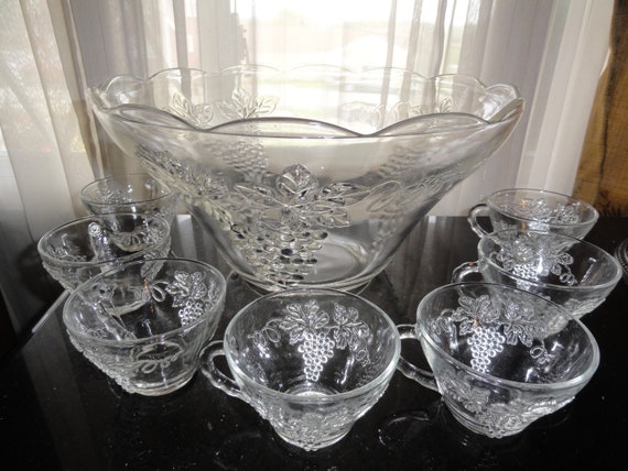 Mid Century 1960's Anchor Hocking Harvest Embossed Grape and Leaf Punch Bowl  Set With 12 S Plastic S Hooks and 8 Glass Cups 