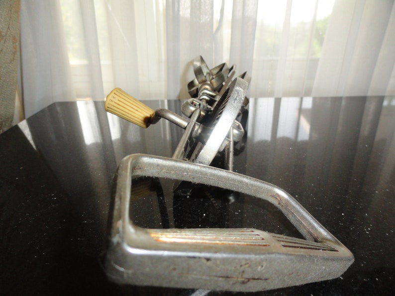 Mid Century Ecko MARY ANN Stainless Patents Applied For Made In U.S.A. Offset Metal Handled Manual Hand Crank Egg Beater Mixer image 6