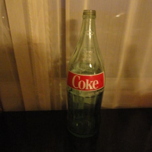 1972 COKE Coca Cola 32 Fluid Ounces Contour Design Bottle image 1