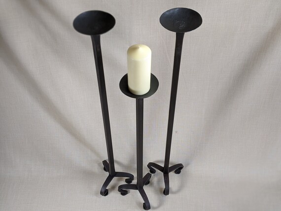 Soporte de candelabro forjado de iglesia de pie hecho a mano - Etsy España Soporte de candelabro forjado de iglesia de pie hecho a mano - Etsy España